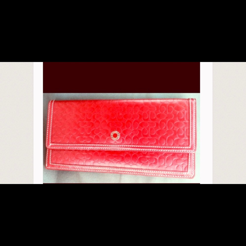 NWT Coach "C" Red Leather Wallet